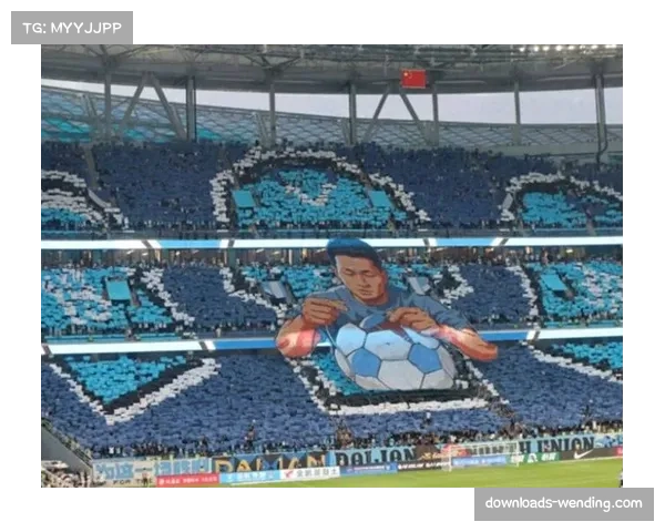 升班马大连英博主场表现亮眼 梭鱼湾球市火爆成中超典范